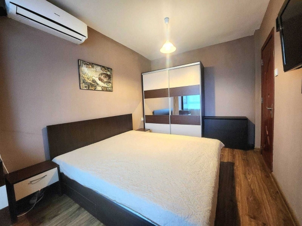 Дава се под наем Двустаен апартамент в Варна, Бизнес хотел - 65 кв.м за 600 € - Снимка #1