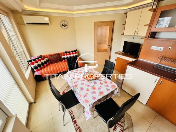 Дава се под наем Двустаен апартамент в Бургас, Център - 60 кв.м за 408 € - Снимка #1