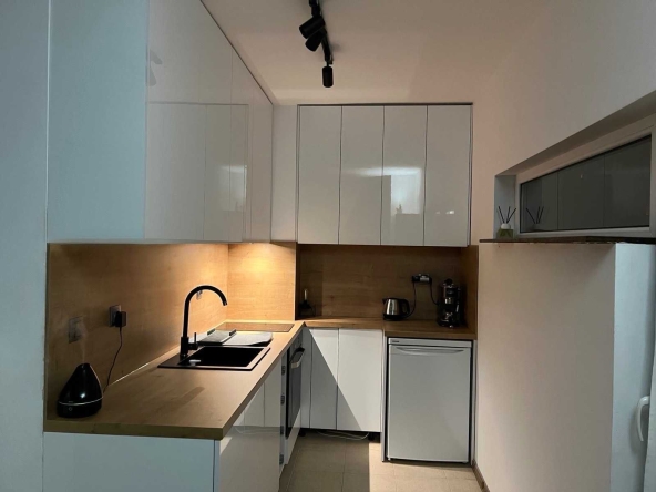 Дава се под наем Едностаен апартамент в София, Младост 1 - 40 кв.м за 407.49 € - Снимка #1