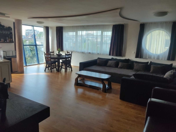 Тристаен апартамент в София, Гоце Делчев - 140 кв.м за 1715 €/кв.м - Снимка #1