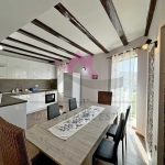 Дава се под наем Къща в с. Осеново, Област Варна - 160 кв.м за 741 € - Снимка #1