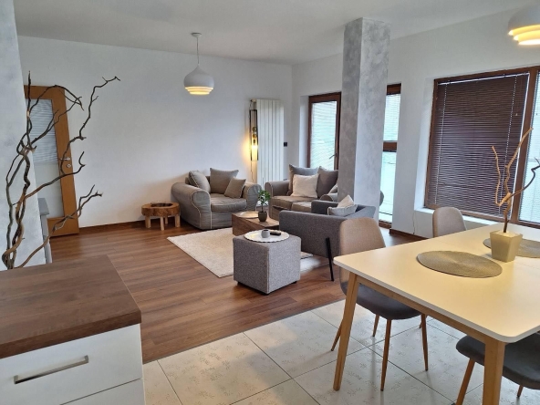 Дава се под наем Тристаен апартамент в София, Лозенец - 111 кв.м за 1170 € - Снимка #1