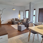 Дава се под наем Тристаен апартамент в София, Лозенец - 111 кв.м за 1170 € - Снимка #1