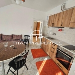 Дава се под наем Тристаен апартамент в Бургас, Център - 70 кв.м за 408 € - Снимка #1