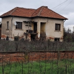 Къща в с. Борован, Област Враца - 2160 кв.м за 1 €/кв.м - Снимка #1