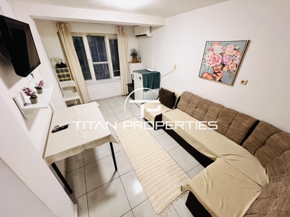 Дава се под наем Двустаен апартамент в Бургас, Възраждане - 50 кв.м за 382.5 € - Снимка #1