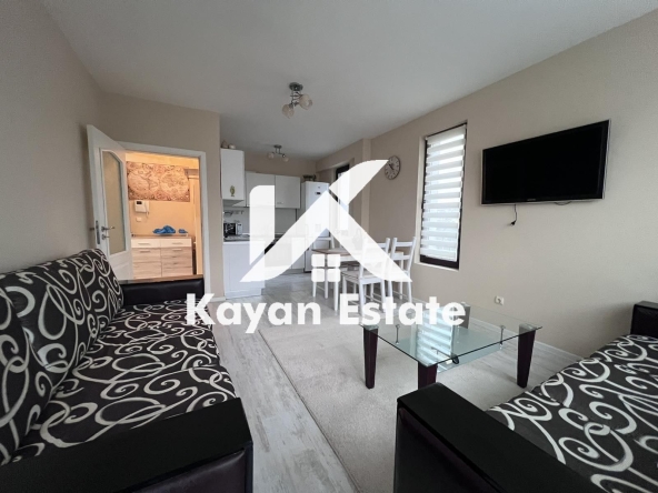 Дава се под наем Тристаен апартамент в Бургас, Изгрев - 92 кв.м за 650 € - Снимка #1