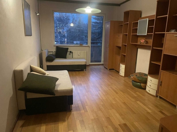 Дава се под наем Тристаен апартамент в София, Младост 1 - 75 кв.м за 637.5 € - Снимка #1