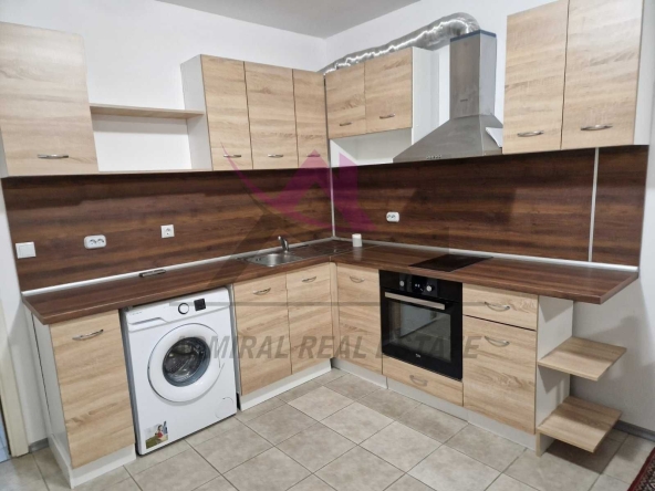 Дава се под наем Двустаен апартамент в Варна, Възраждане 1 - 78 кв.м за 506 € - Снимка #1