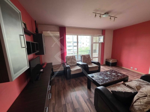 Дава се под наем Тристаен апартамент в Пловдив, Тракия - 86 кв.м за 448.8 € - Снимка #1