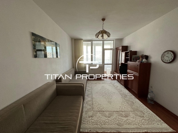 Дава се под наем Двустаен апартамент в Бургас, Славейков - 45 кв.м за 459 € - Снимка #1