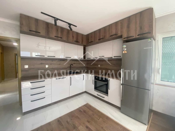 Тристаен апартамент в Велико Търново, Зона Б - 130 кв.м за 1616 €/кв.м - Снимка #1