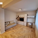 Дава се под наем Тристаен апартамент в София, Гео Милев - 100 кв.м за 896.58 € - Снимка #1