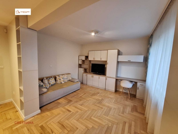 Дава се под наем Тристаен апартамент в София, Гео Милев - 100 кв.м за 896.58 € - Снимка #1