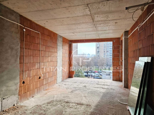 Двустаен апартамент в Пловдив, Гагарин - 70 кв.м за 800 €/кв.м - Снимка #1