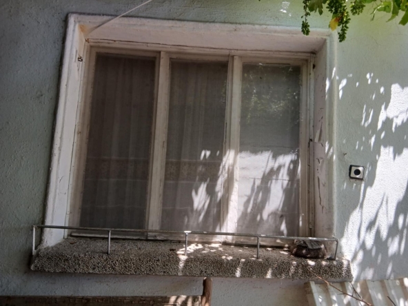 Къща в Димитровград - 1600 кв.м за 21 €/кв.м - Снимка #1