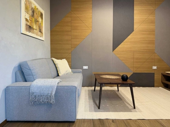 Дава се под наем Двустаен апартамент в София, Център - 70 кв.м за 612 € - Снимка #1