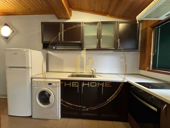 Дава се под наем Едностаен апартамент в Варна, Център - 30 кв.м за 300 € - Снимка #1