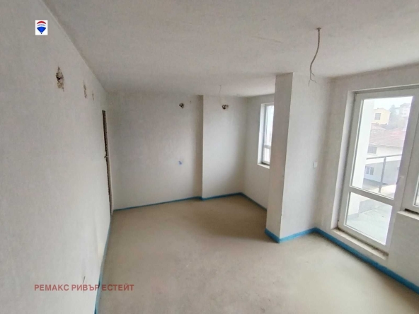 Двустаен апартамент в Русе, Център - 61 кв.м за 1053 €/кв.м - Снимка #1