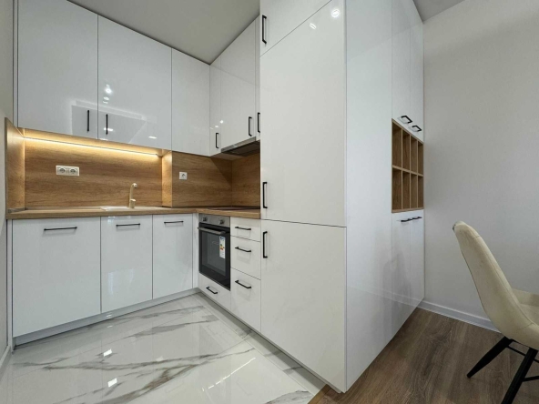 Двустаен апартамент в Пловдив, Остромила - 62 кв.м за 1111 €/кв.м - Снимка #1