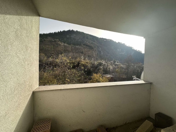 Двустаен апартамент в Перник, Център - 67 кв.м за 670 €/кв.м - Снимка #1