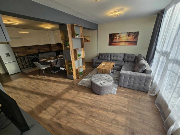 Тристаен апартамент в Стара Загора, Три чучура - център - 176 кв.м за 493 €/кв.м - Снимка #1