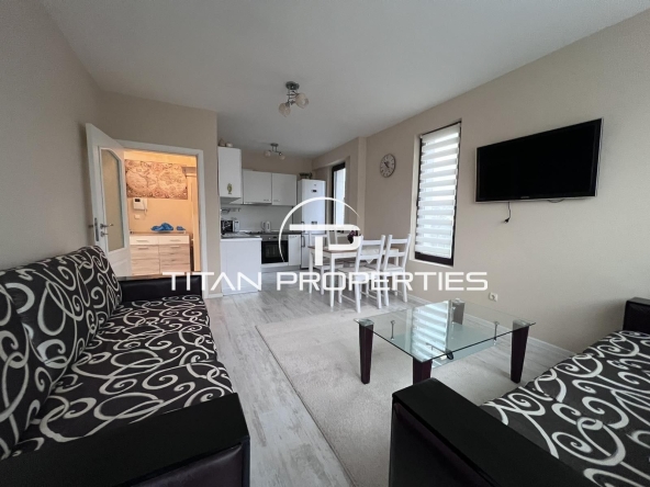 Дава се под наем Тристаен апартамент в Бургас, Изгрев - 92 кв.м за 612 € - Снимка #1