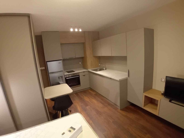 Дава се под наем Едностаен апартамент в София, Студентски град - 45 кв.м за 484.5 € - Снимка #1