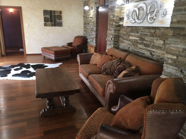 Тристаен апартамент в София, Зона Б-18 - 125 кв.м за 1506 €/кв.м - Снимка #1