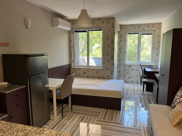 Дава се под наем Едностаен апартамент в София, Студентски град - 46 кв.м за 438.6 € - Снимка #1