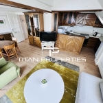 Дава се под наем Тристаен апартамент в Бургас, Център - 100 кв.м за 663 € - Снимка #1