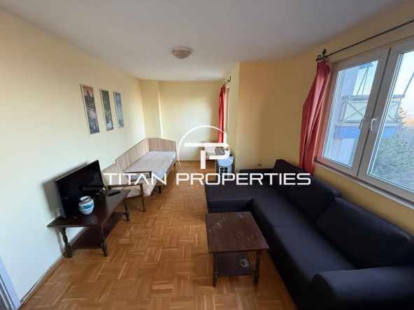 Дава се под наем Двустаен апартамент в Бургас, Лазур - 70 кв.м за 382.5 € - Снимка #1