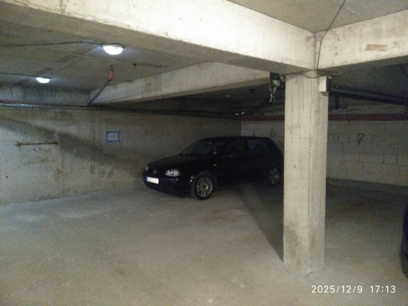 Дава се под наем Гараж / Паркомясто в Шумен, Гривица - 15 кв.м за 51 € - Снимка #1