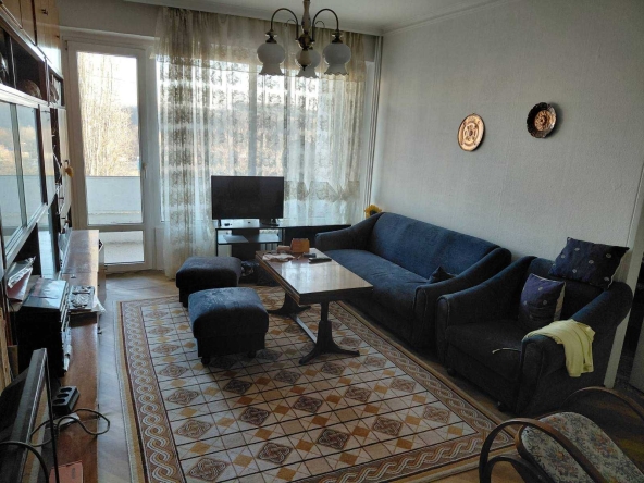 Дава се под наем Тристаен апартамент в София, Люлин 6 - 90 кв.м за 498.27 € - Снимка #1