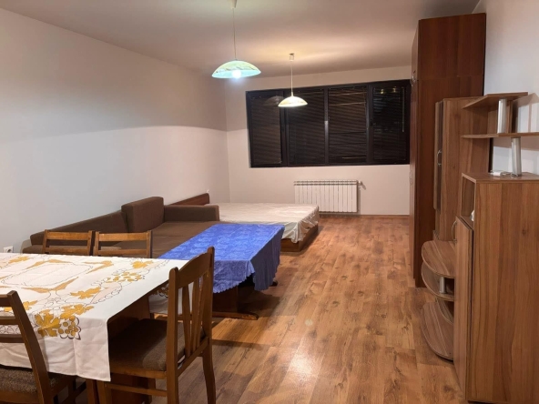 Дава се под наем Тристаен апартамент в София, Стрелбище - 65 кв.м за 597.21 € - Снимка #1