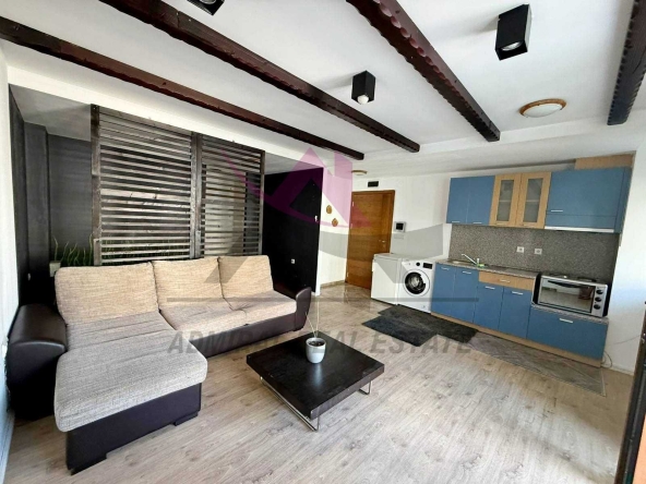 Дава се под наем Едностаен апартамент в Варна, Общината - 48 кв.м за 381.99 € - Снимка #1