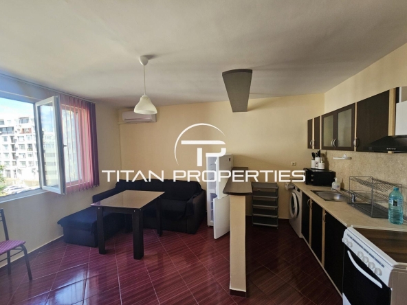 Дава се под наем Двустаен апартамент в Бургас, Меден рудник - зона А - 55 кв.м за 357 € - Снимка #1