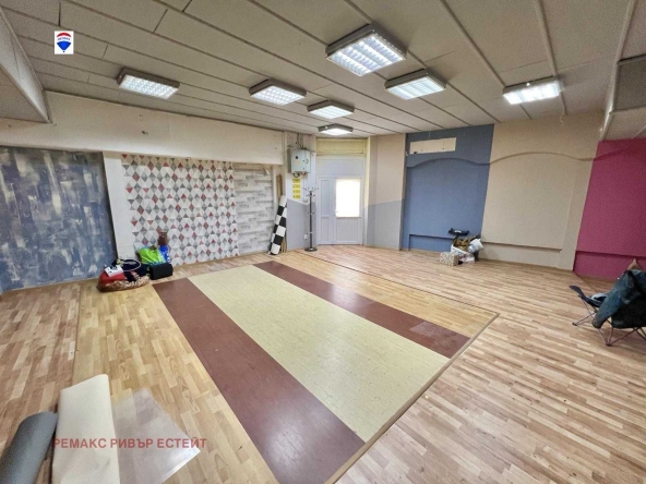 Дава се под наем Офис в Русе, Широк център - 80 кв.м за 360 € - Снимка #1