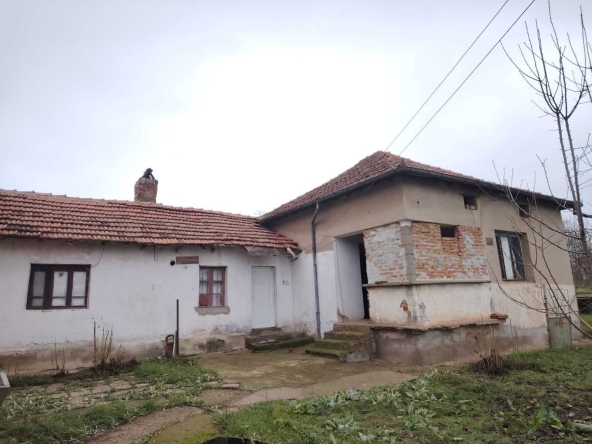 Къща в Мизия - 131 кв.м за 90 €/кв.м - Снимка #1