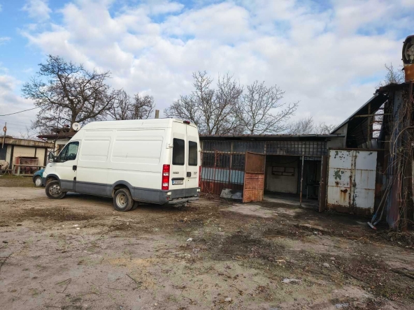 Дава се под наем Склад в Самоков - 60 кв.м за 255 € - Снимка #1