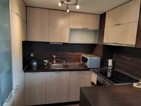 Дава се под наем Двустаен апартамент в София, Център - 56 кв.м за 400 € - Снимка #1