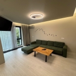 Дава се под наем Тристаен апартамент в София, Лозенец - 123 кв.м за 1425.96 € - Снимка #1