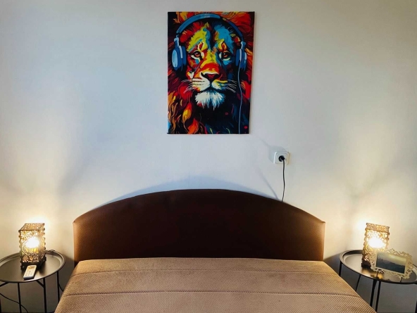 Дава се под наем  в Самоков - 12 кв.м за 189.21 € - Снимка #1