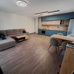 Дава се под наем Тристаен апартамент в Пловдив, Остромила - 116 кв.м за 663 € - Снимка #1