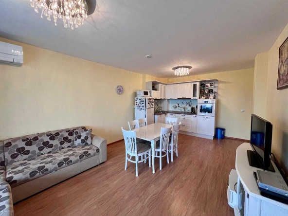 Двустаен апартамент в к.к. Слънчев бряг - 83 кв.м за 590 €/кв.м - Снимка #1