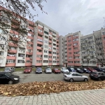 Тристаен апартамент в Ямбол, Златен рог - 80 кв.м за 638 €/кв.м - Снимка #1