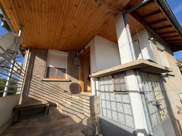 Къща в с. Добри дял, Област Велико Търново - 150 кв.м за 264 €/кв.м - Снимка #1