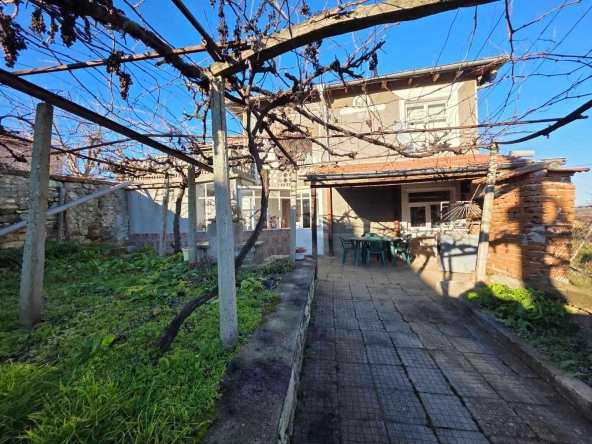 Къща в с. Стамболово, Област Хасково - 72 кв.м за 510 €/кв.м - Снимка #1