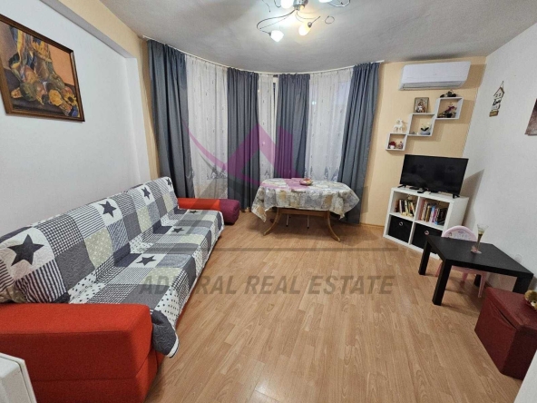 Дава се под наем Тристаен апартамент в Варна, Гръцка махала - 65 кв.м за 648.21 € - Снимка #1