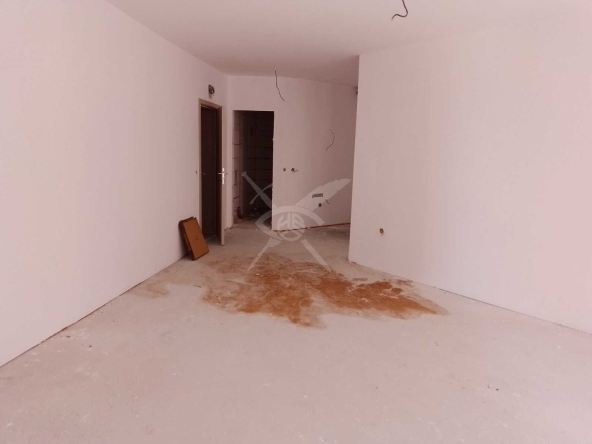 Двустаен апартамент в к.к. Слънчев бряг - 58 кв.м за 343 €/кв.м - Снимка #1